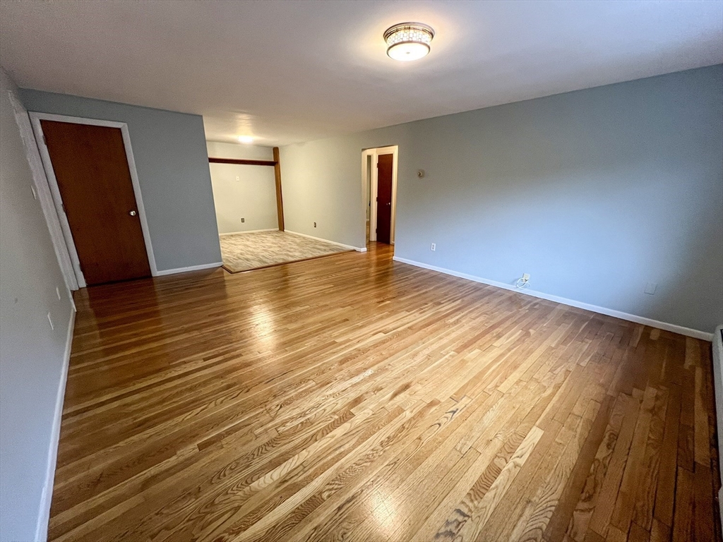 1 Albert Drive # 11