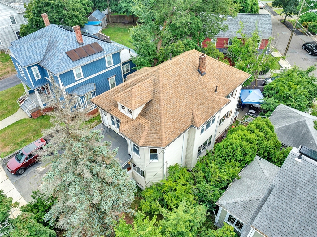 600 High St