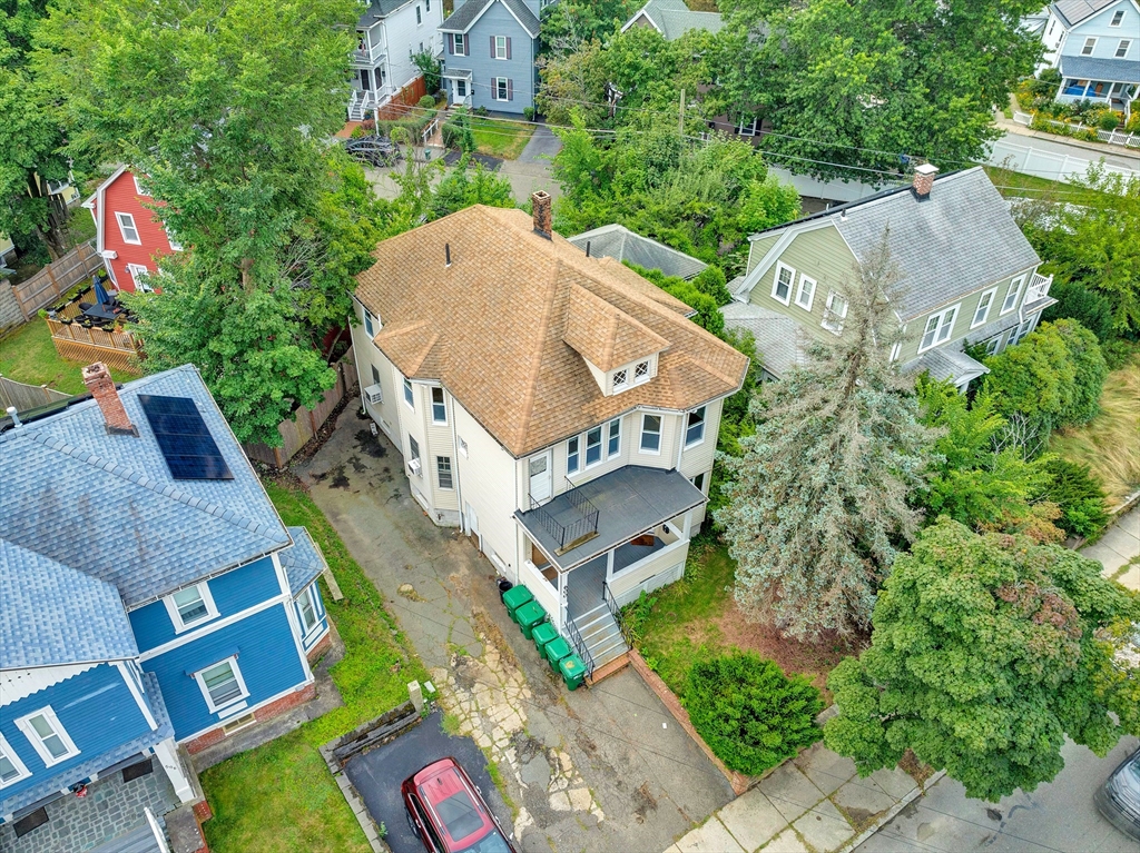 600 High St