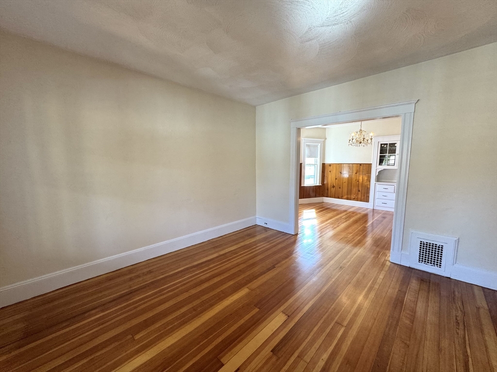 44 Peirce St # 2