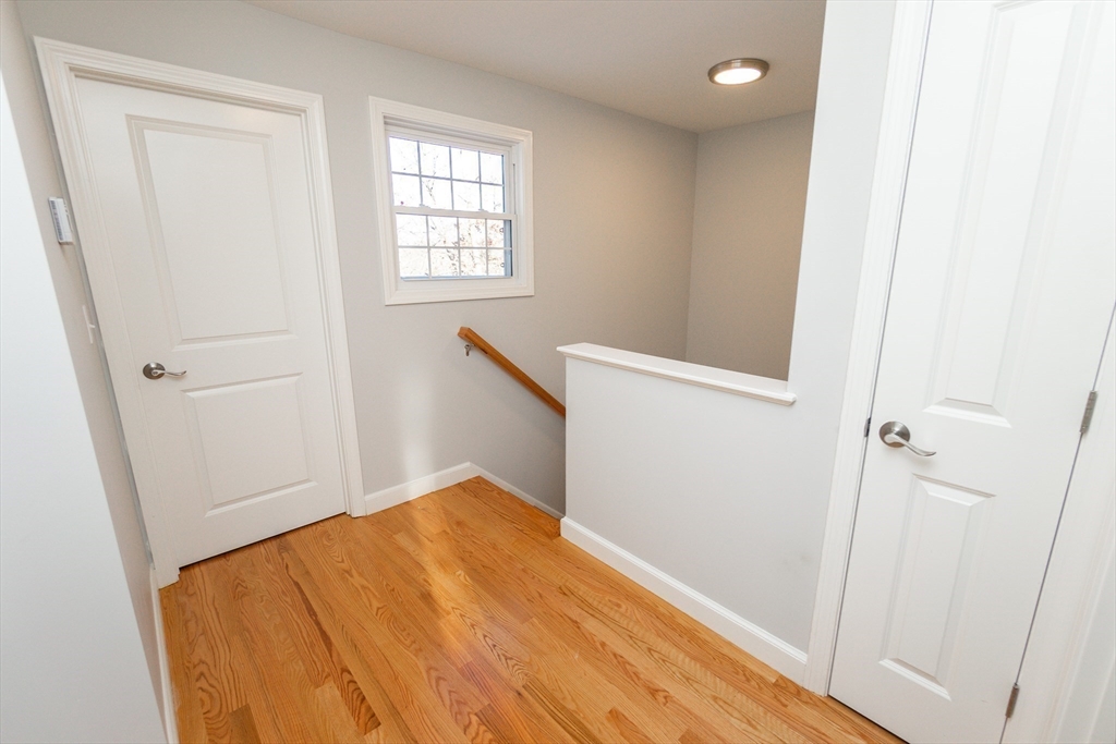 7 Juneau Ave # 7
