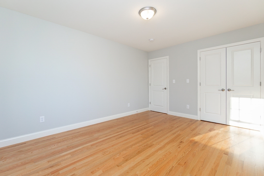 7 Juneau Ave # 7
