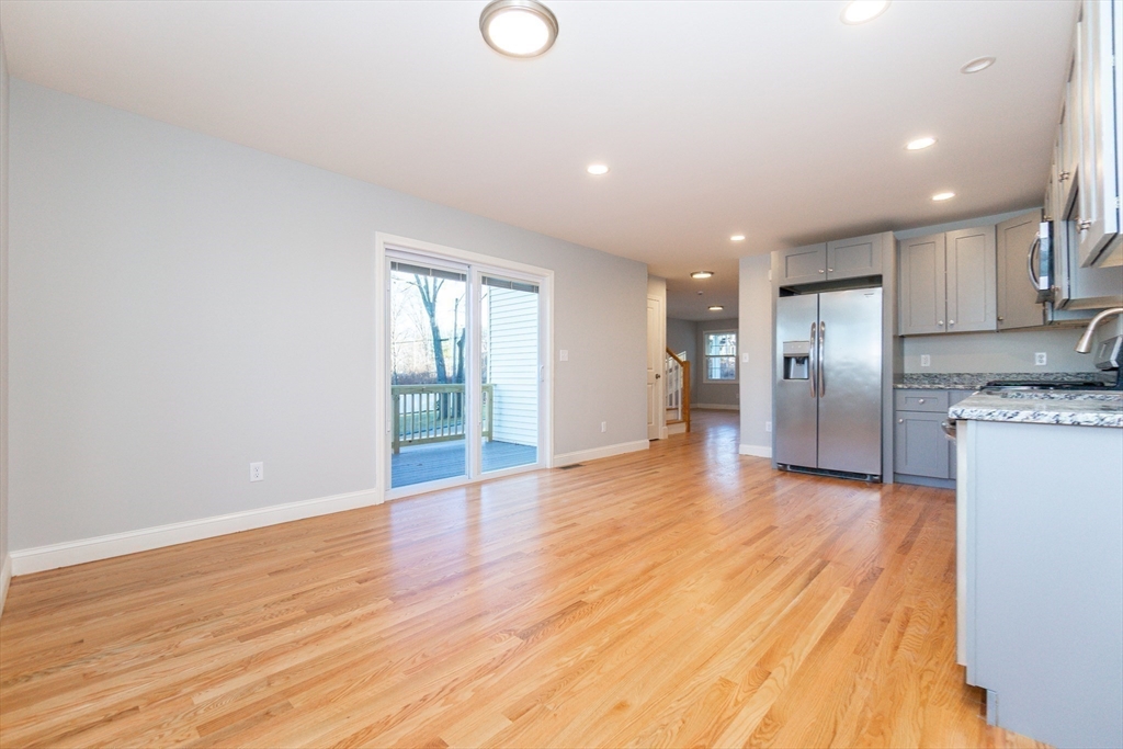 7 Juneau Ave # 7