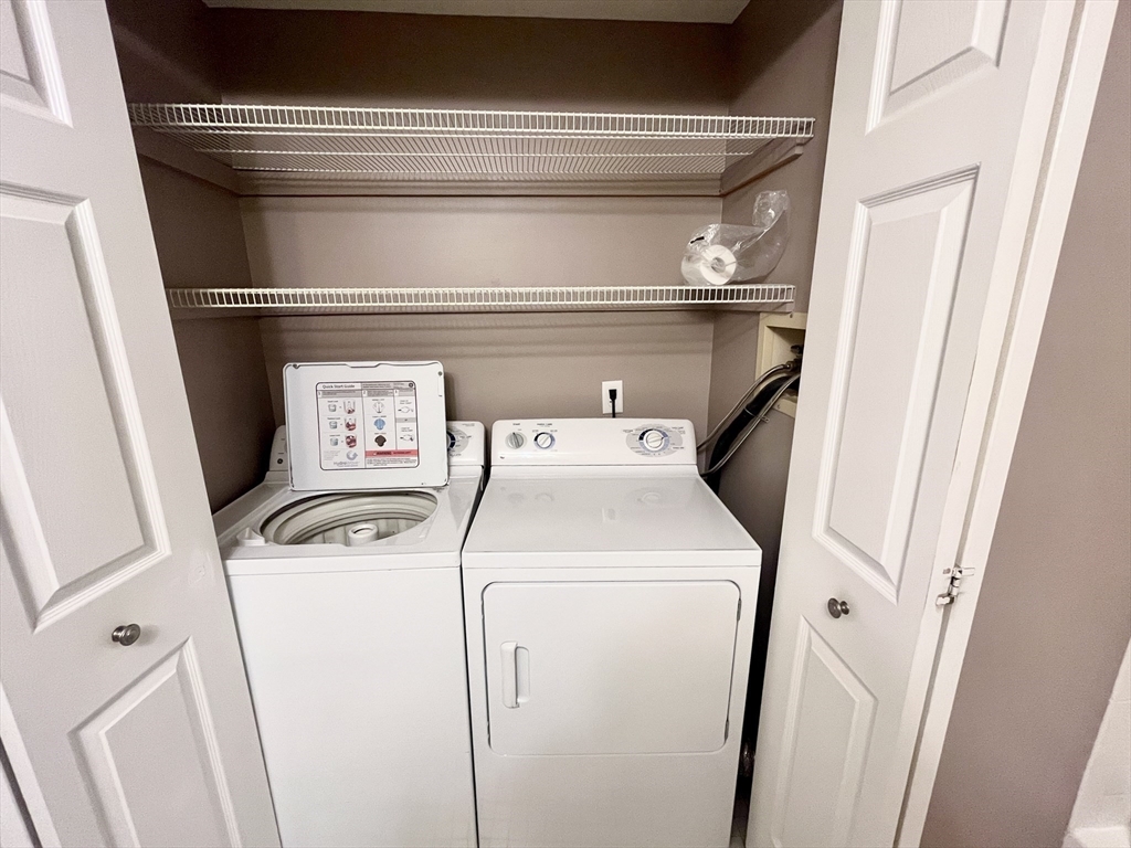 200 Ledgewood Drive # 401