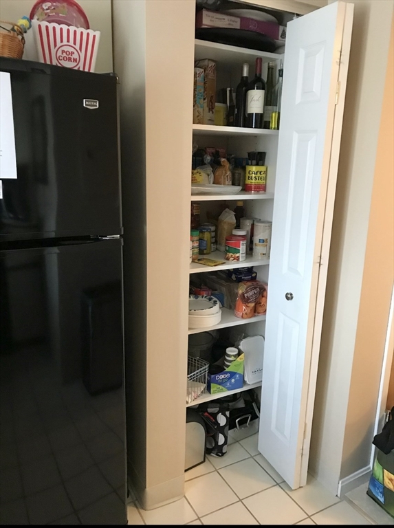 200 Ledgewood Drive # 401