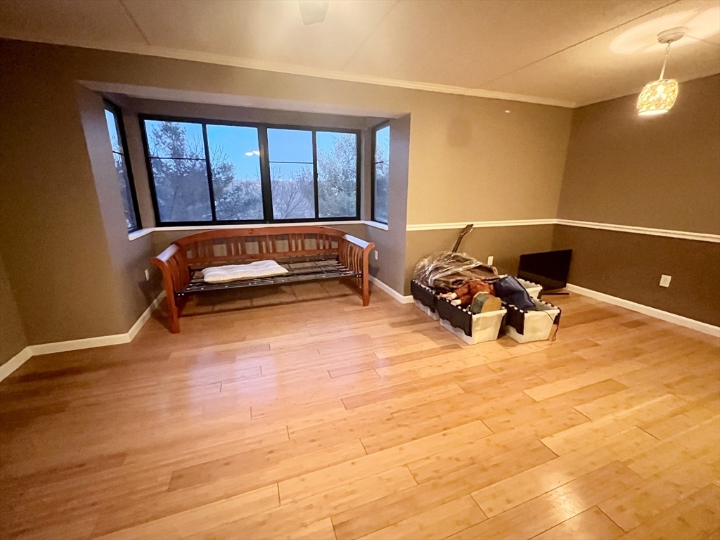 200 Ledgewood Drive # 401