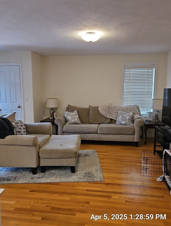 15 Apollo Ave