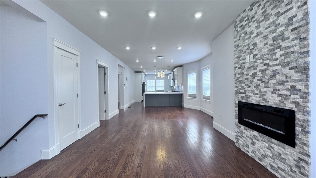 27-29 Aberdeen Rd # 1