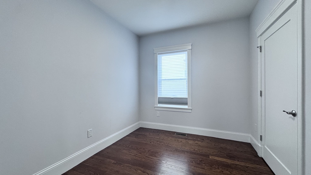27-29 Aberdeen Rd # 1