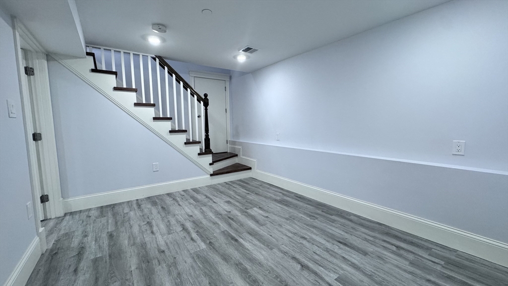 27-29 Aberdeen Rd # 1