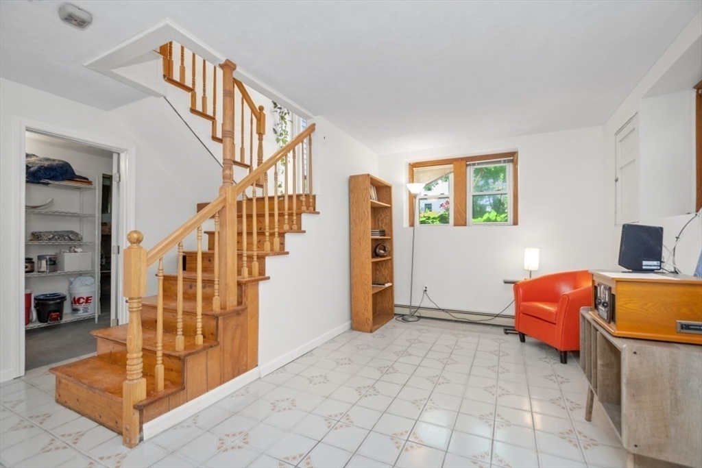 131 Woodside Lane