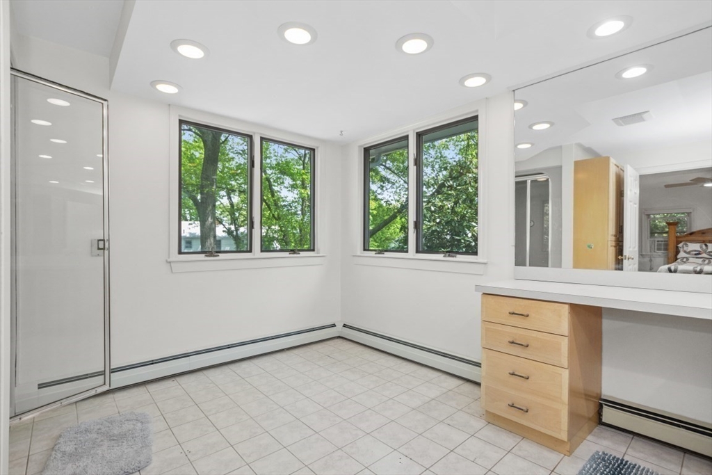 131 Woodside Lane