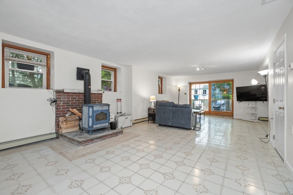 131 Woodside Lane
