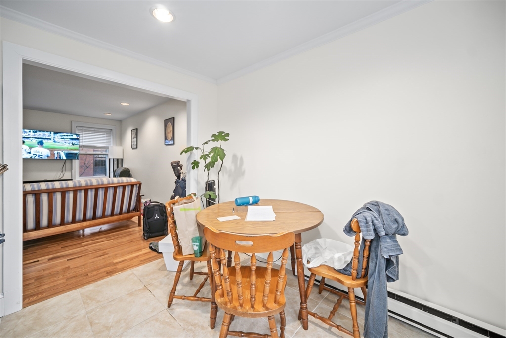 163 W 2nd St # 3