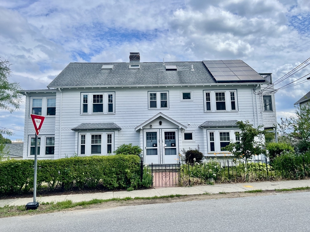 15-17 Edgecliff Road