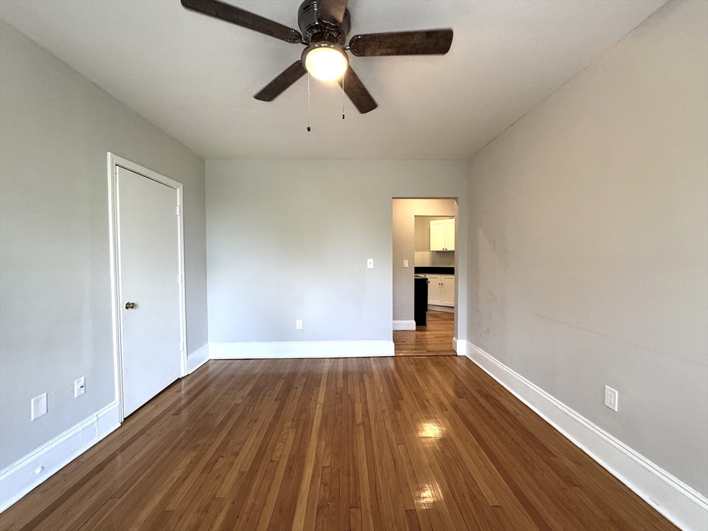 8 Langmaid Ave # 12