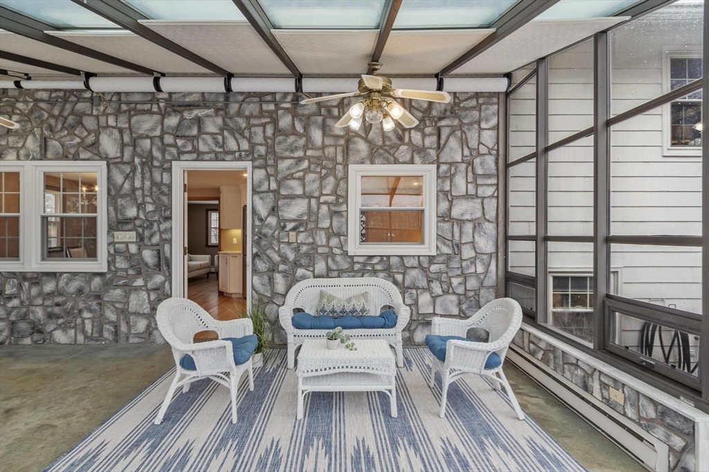 11 Ethelyn Cir