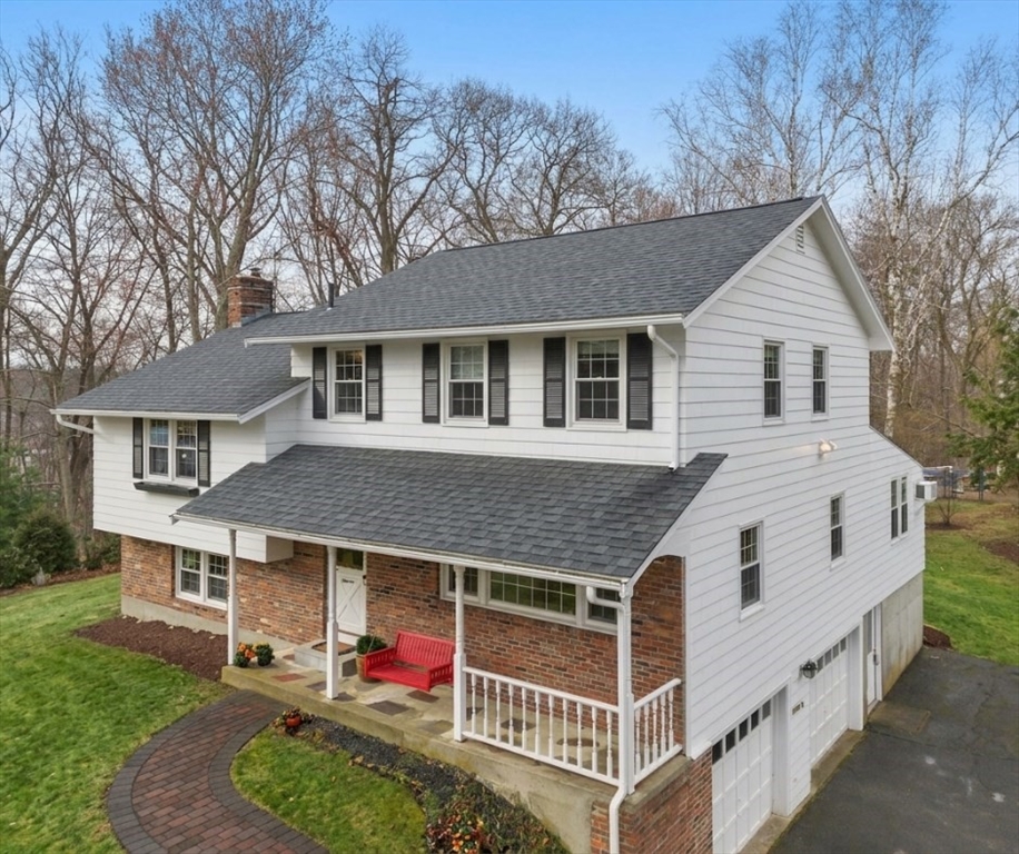 11 Ethelyn Cir