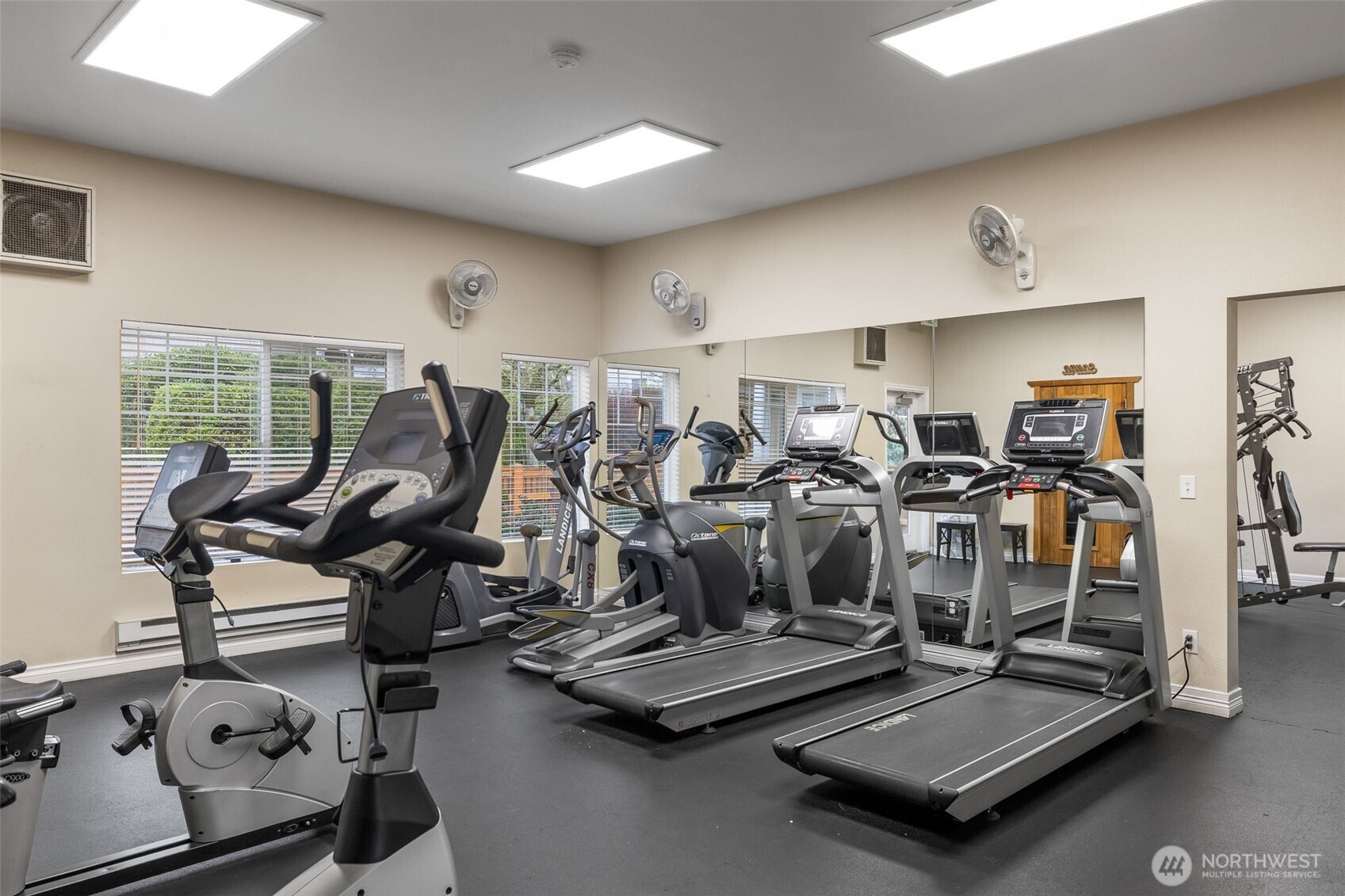 11895 NE 163rd Place Unit: 20-3