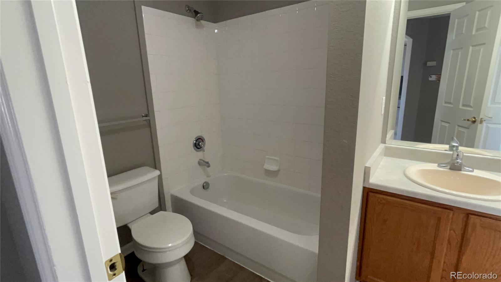 5723 N Gibralter Way Unit: 4-201