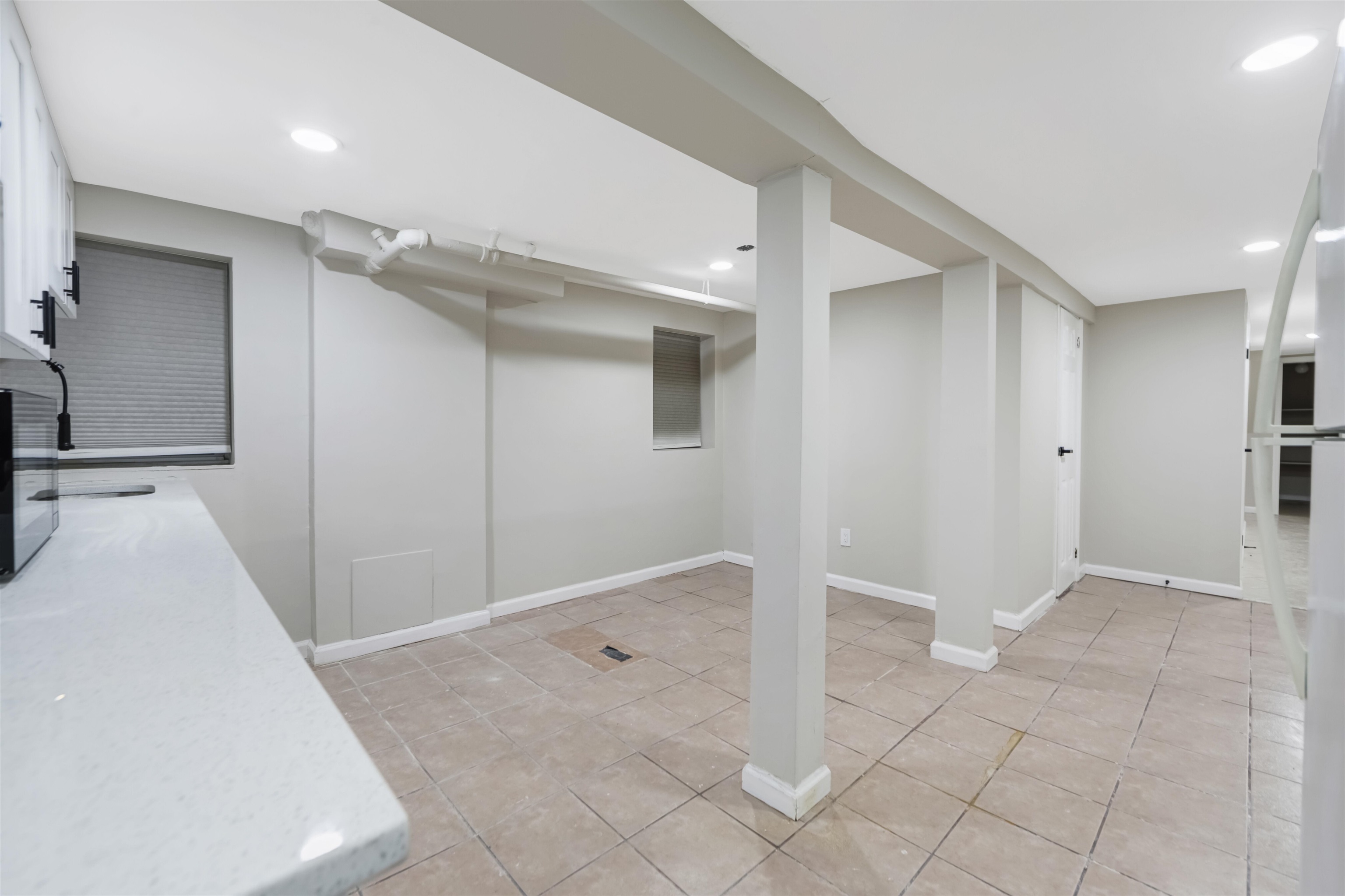 3458 KENNEDY BLVD Unit: 2 Family