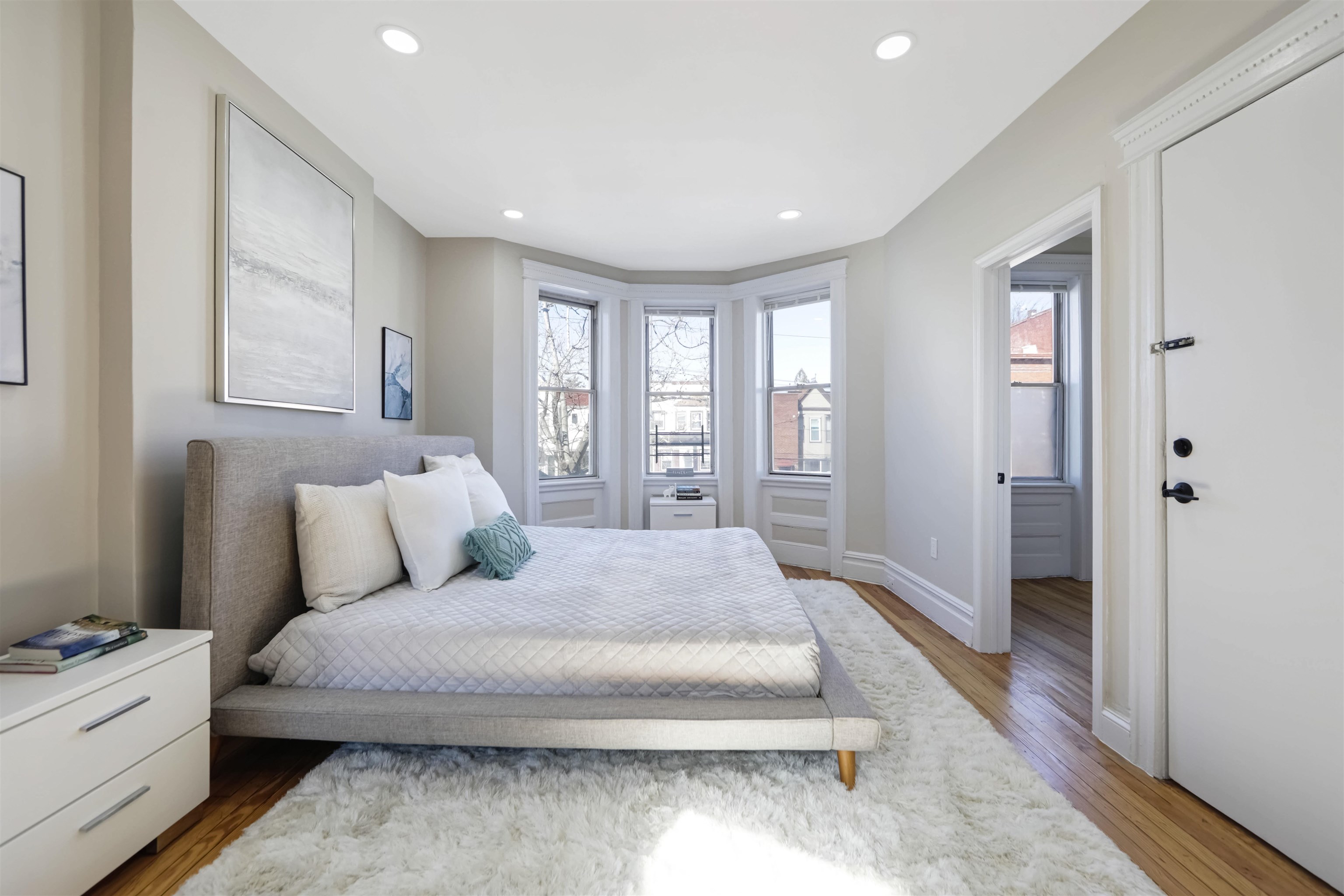 3458 KENNEDY BLVD Unit: 2 Family