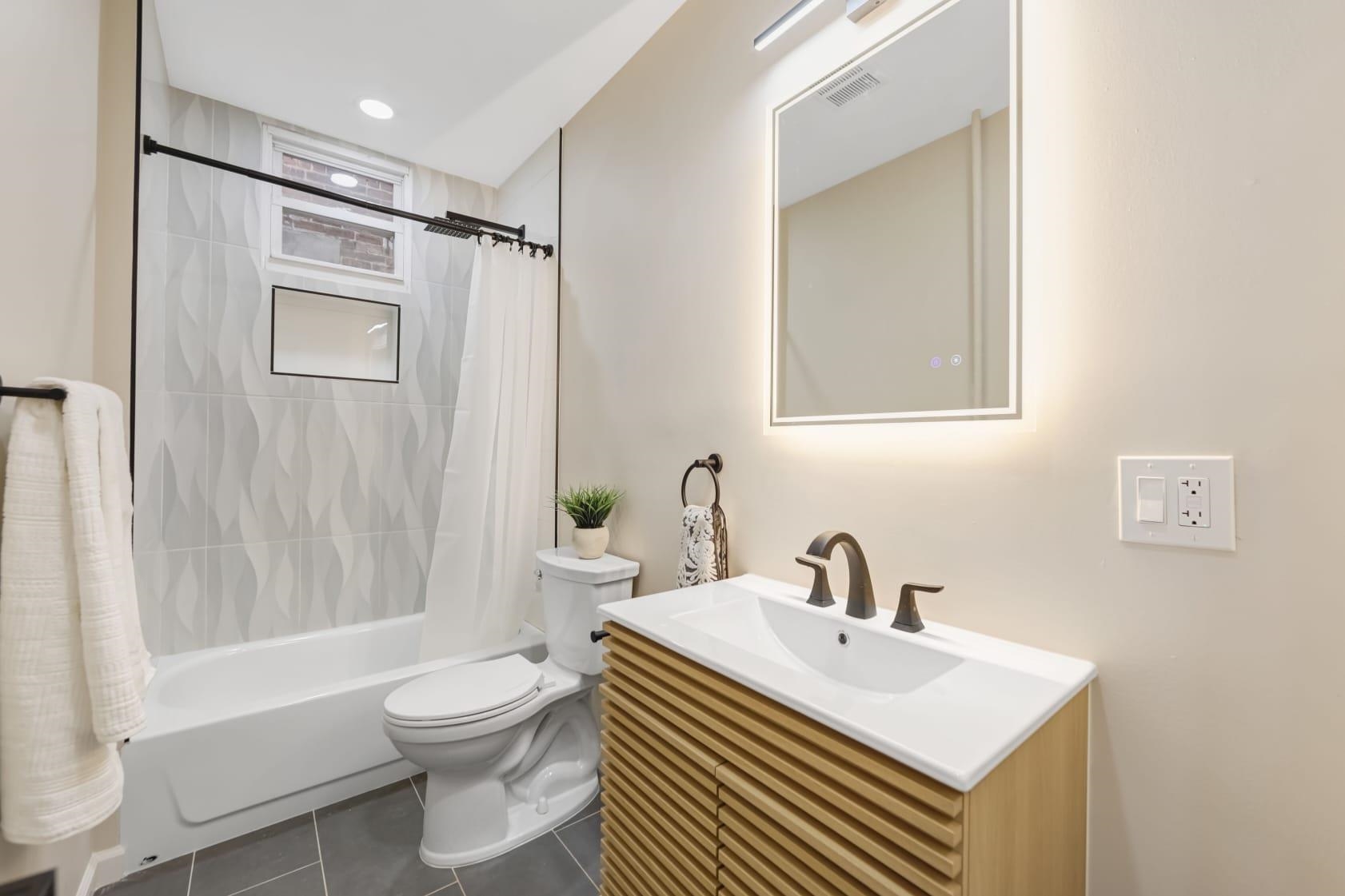 3458 JOHN F KENNEDY BLVD Unit: 2