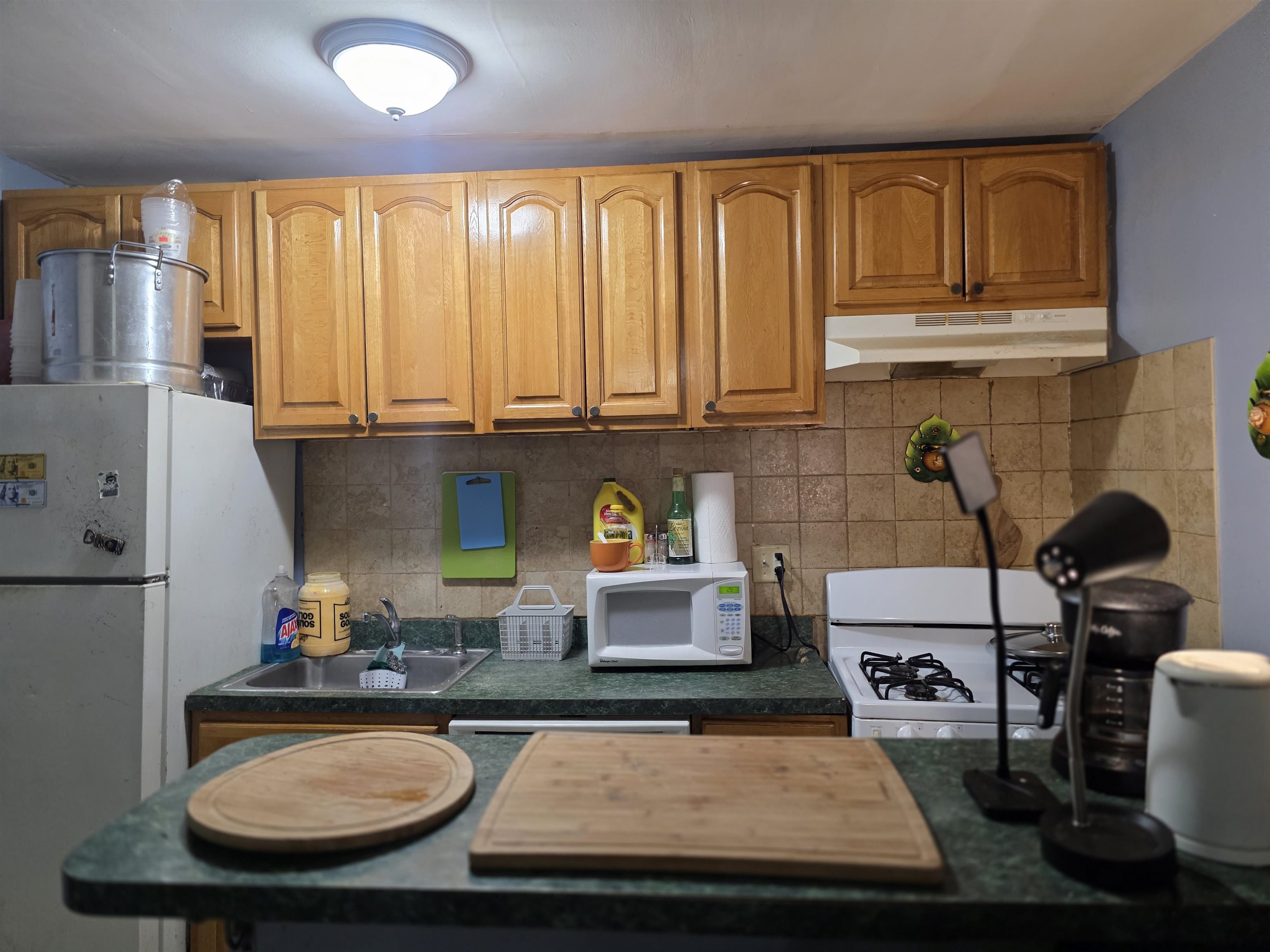 8829 JOHN F KENNEDY BLVD