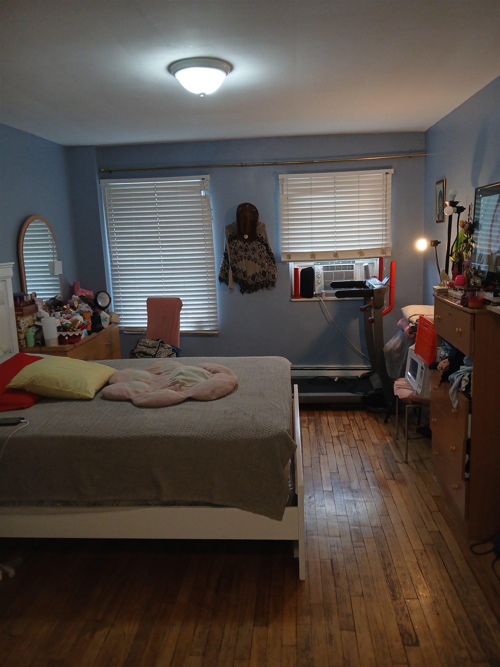 8829 JOHN F KENNEDY BLVD