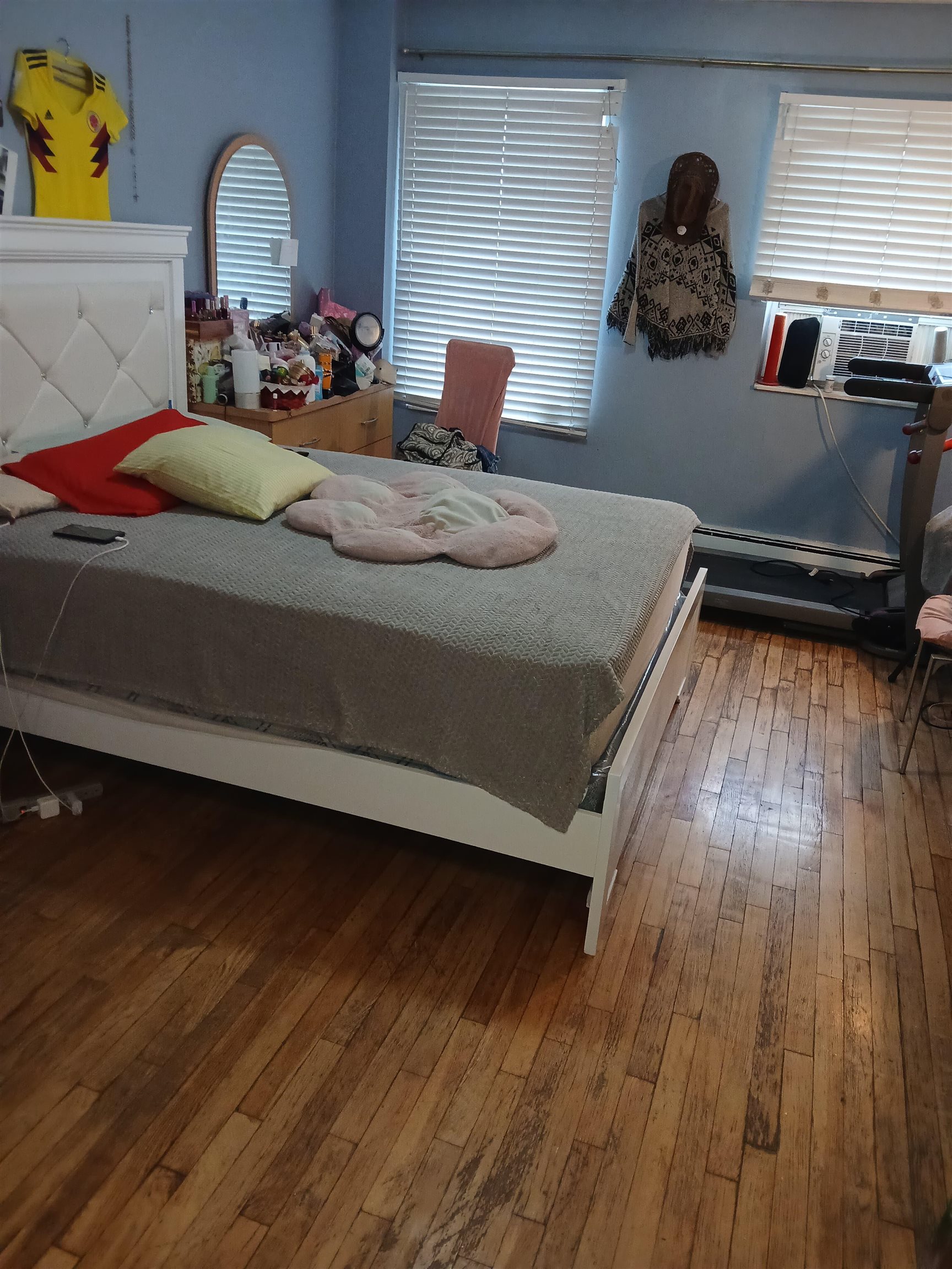 8829 JOHN F KENNEDY BLVD