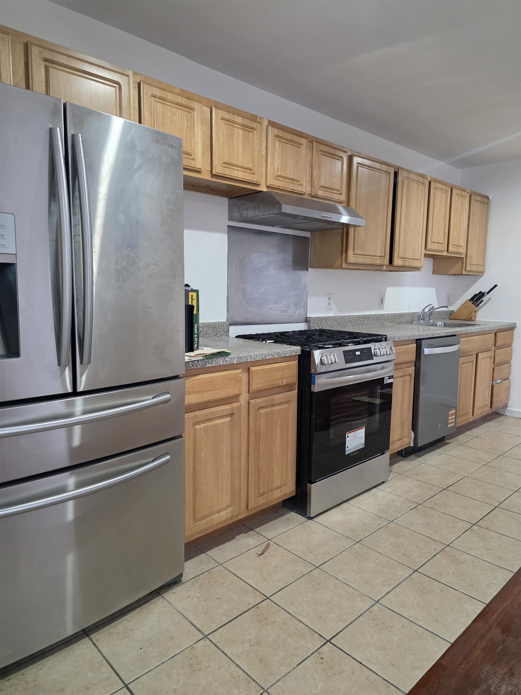 72 ZABRISKIE ST Unit: 2