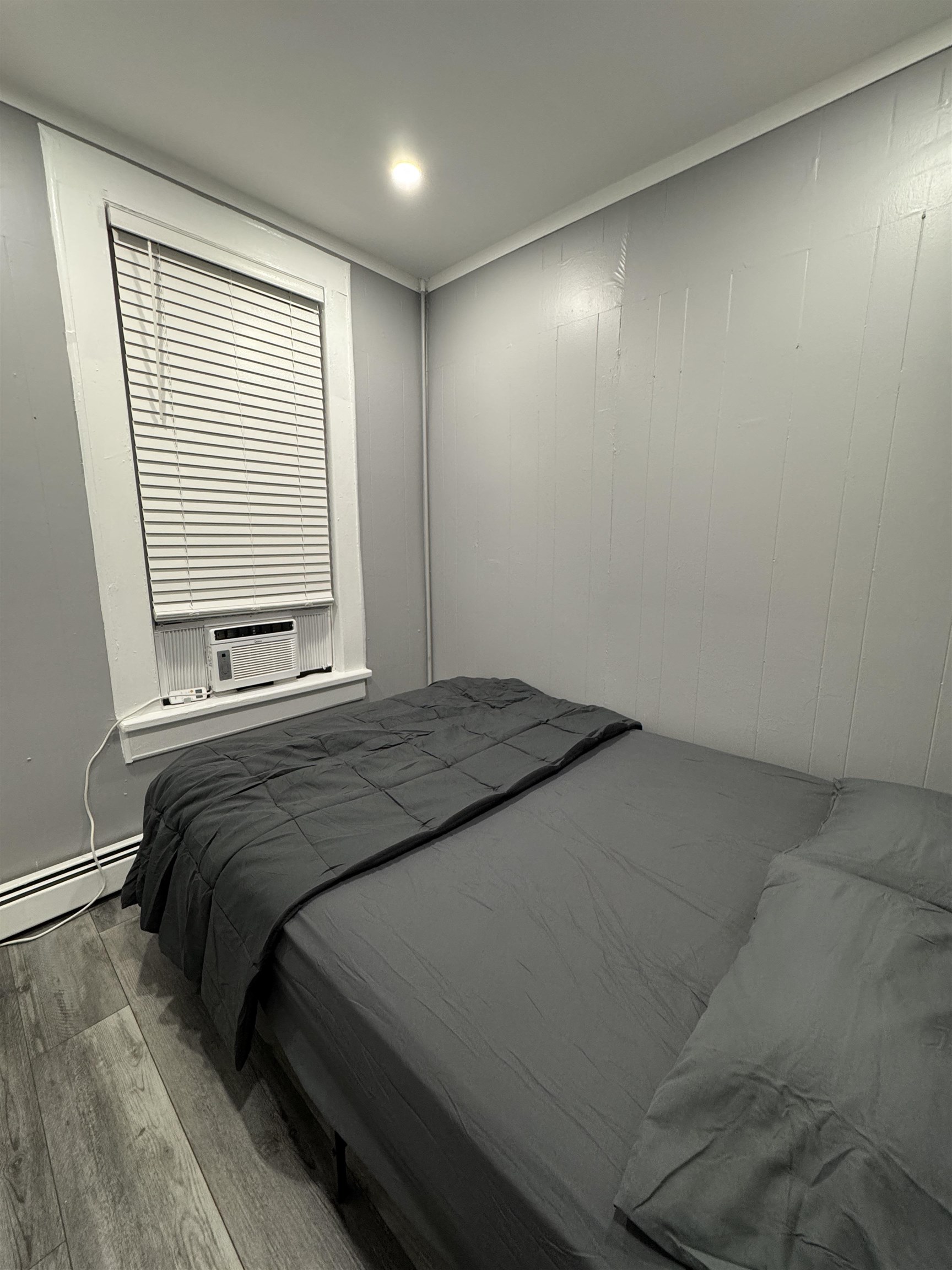 1172 SUMMIT AVE Unit: #3