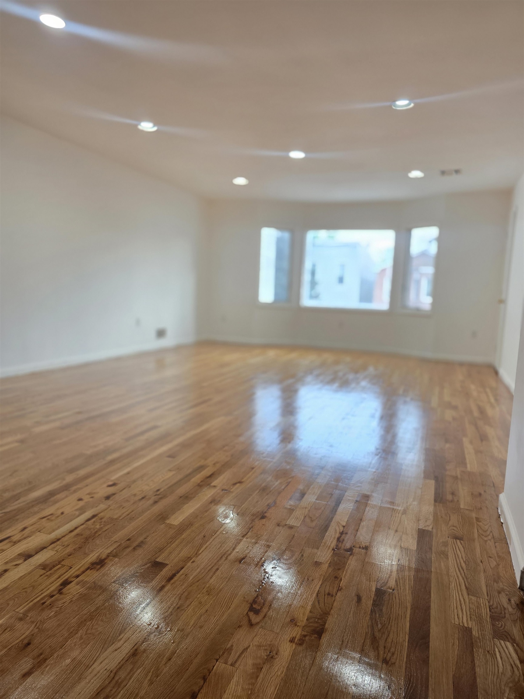 72 ZABRISKIE ST Unit: 2