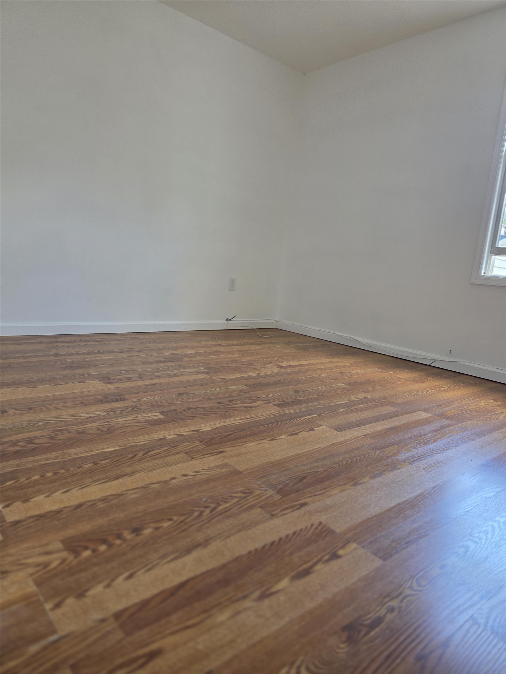 72 ZABRISKIE ST Unit: 2