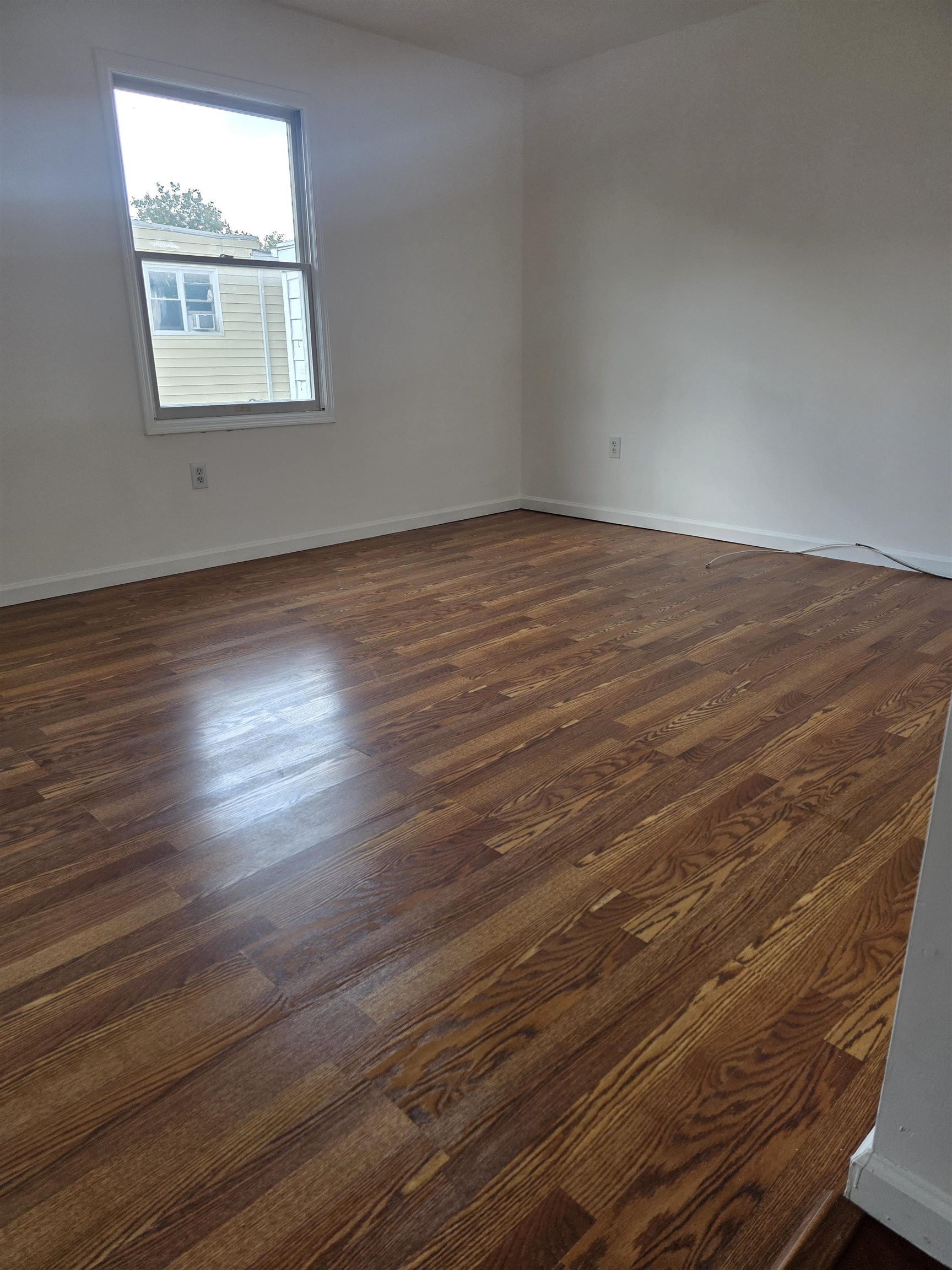 72 ZABRISKIE ST Unit: 2