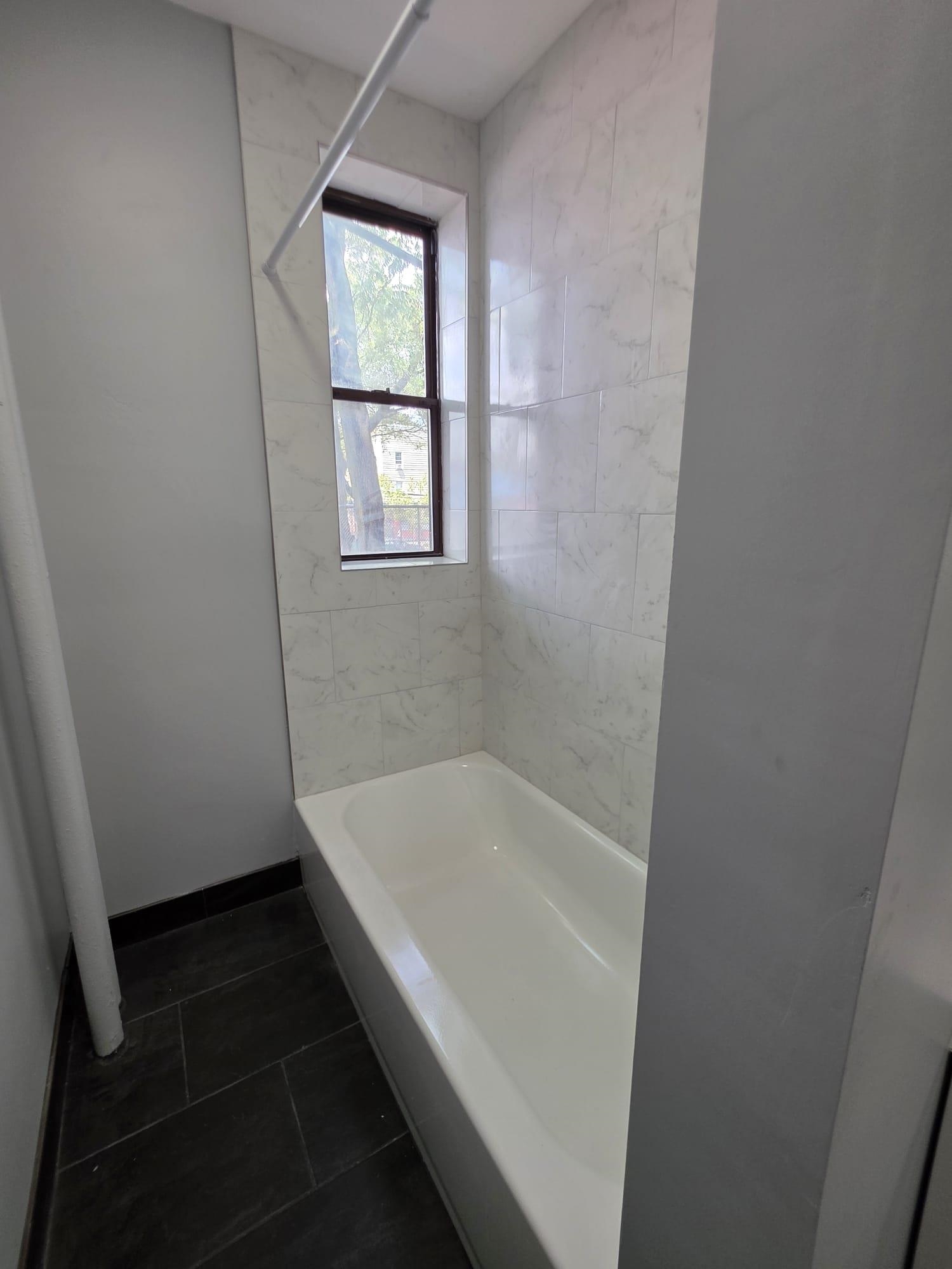 117 CORBIN AVE Unit: #106