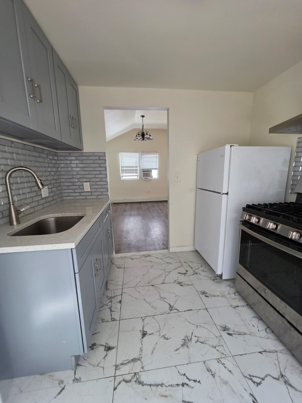 286 KENNEDY DR