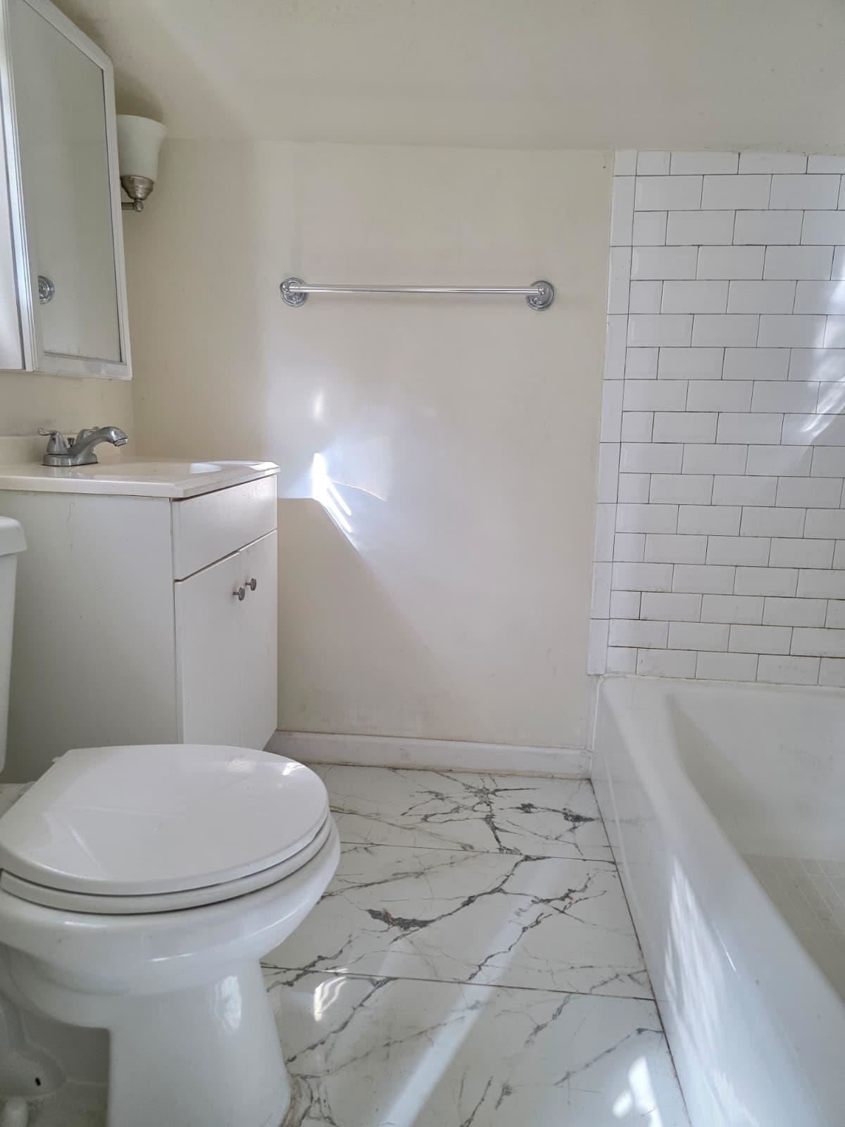 286 KENNEDY DR