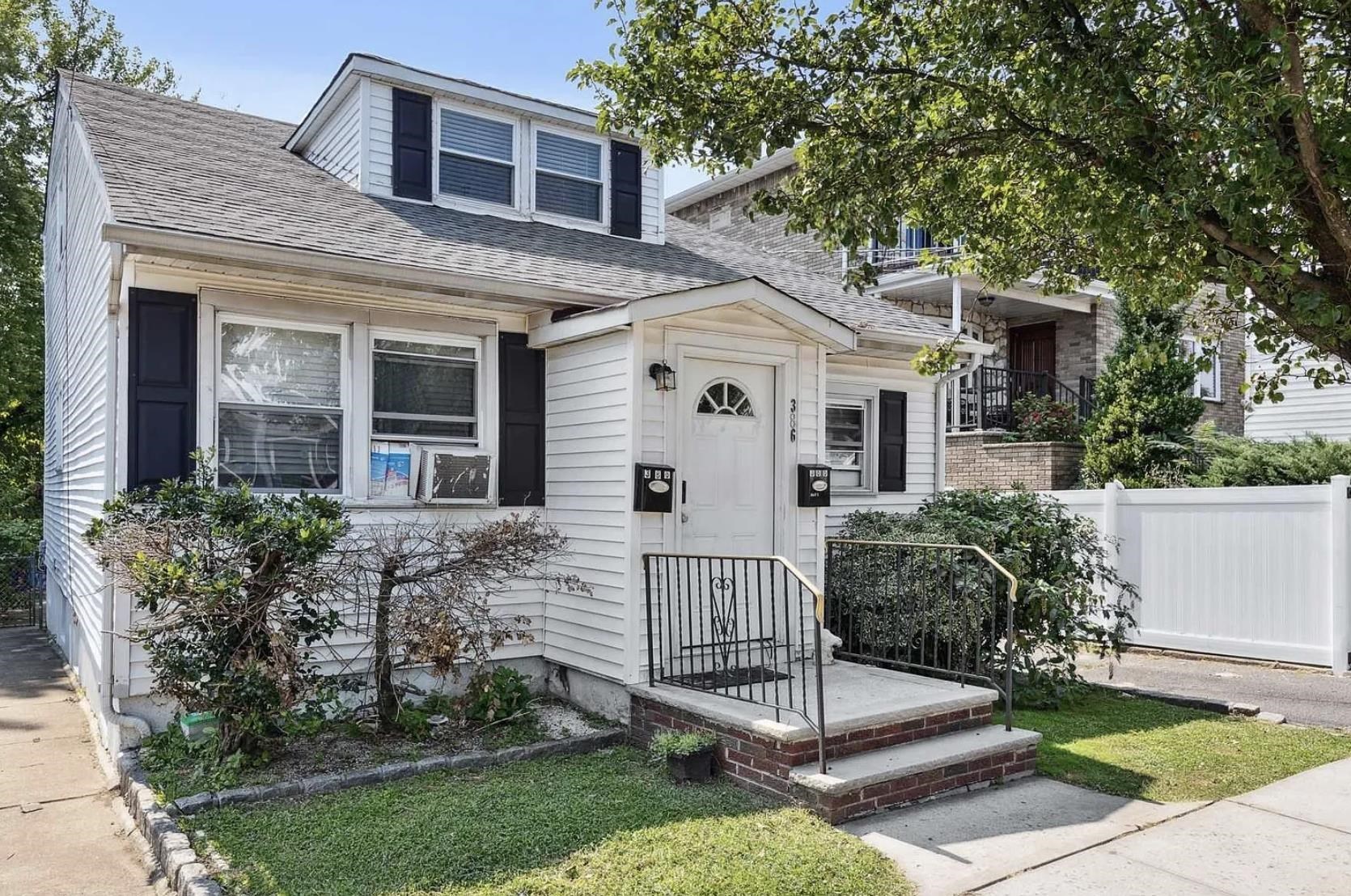 386 KENNEDY DR Unit: 2