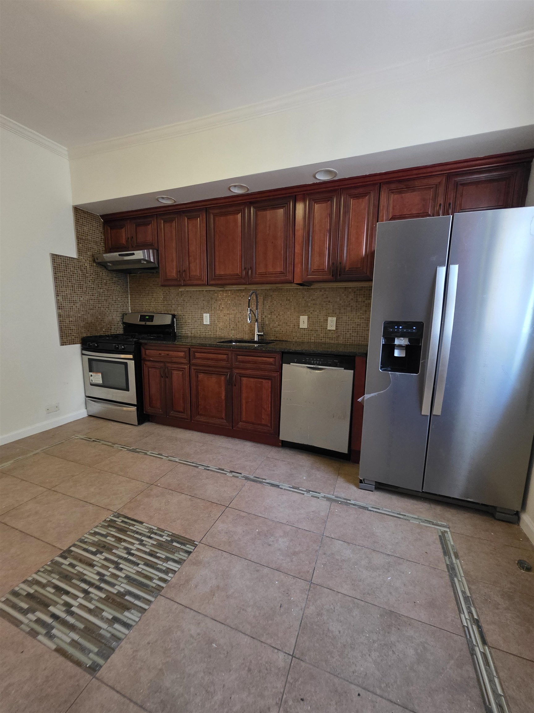 426 FAIRMOUNT AVE Unit: 1