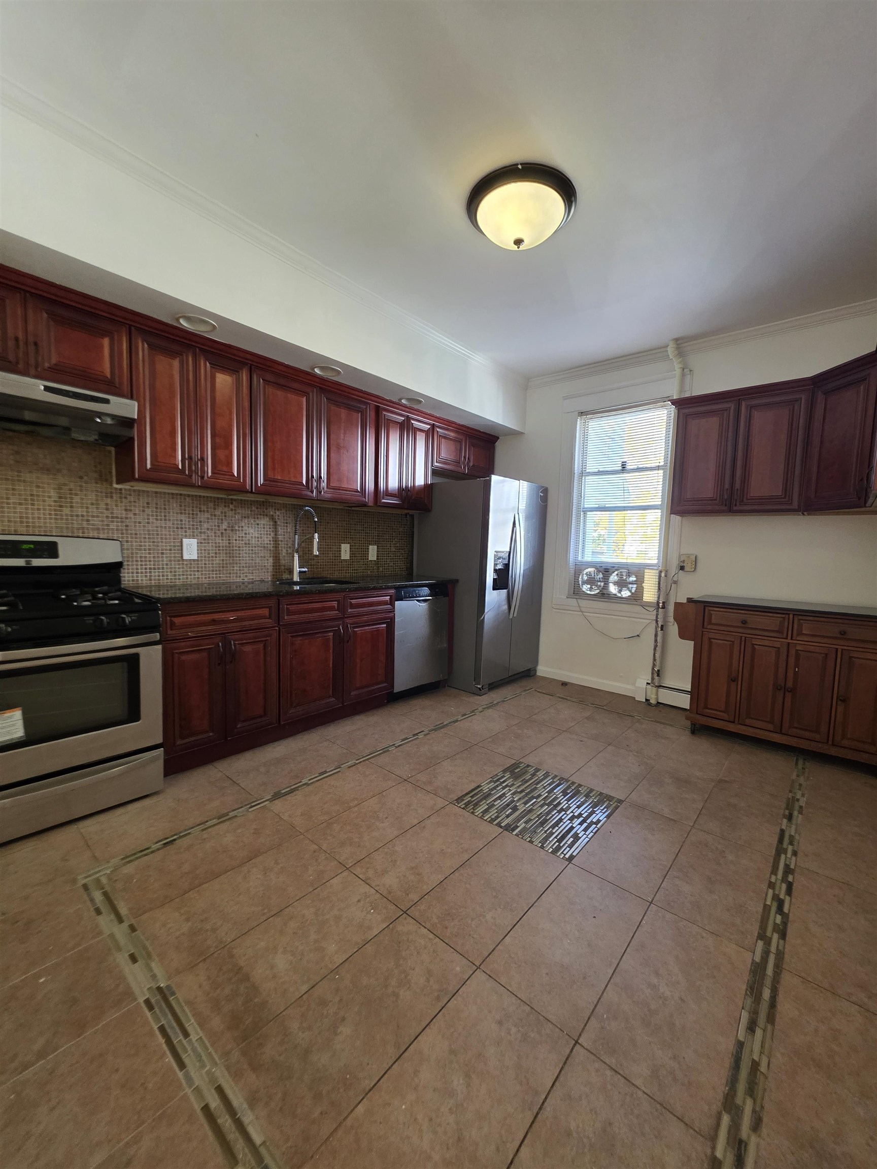 426 FAIRMOUNT AVE Unit: 1