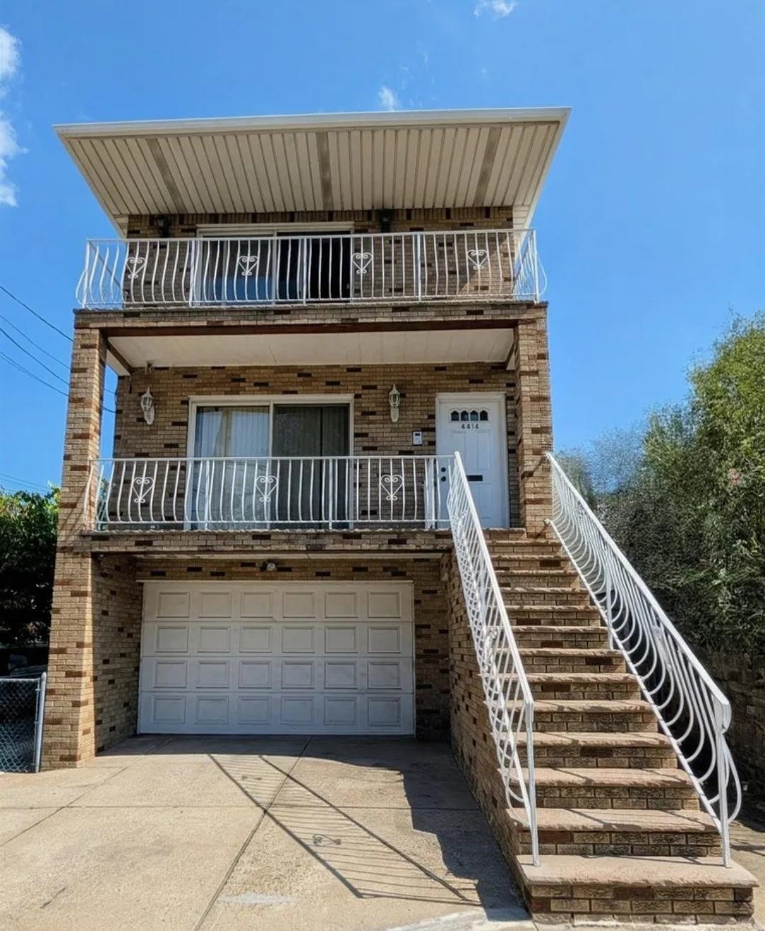 4414 LIBERTY AVE Unit: #2