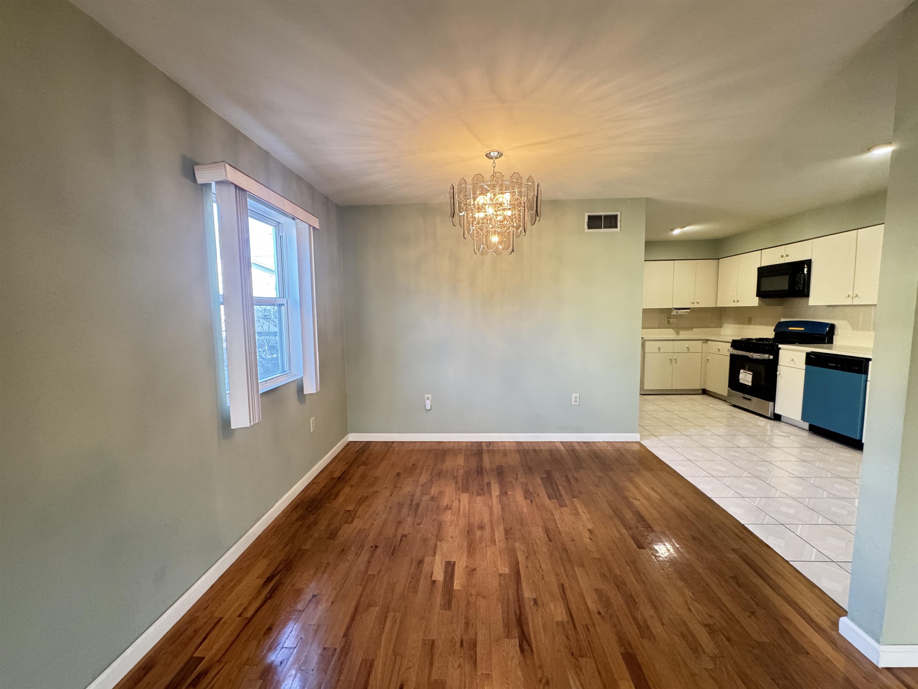 4414 LIBERTY AVE Unit: 1