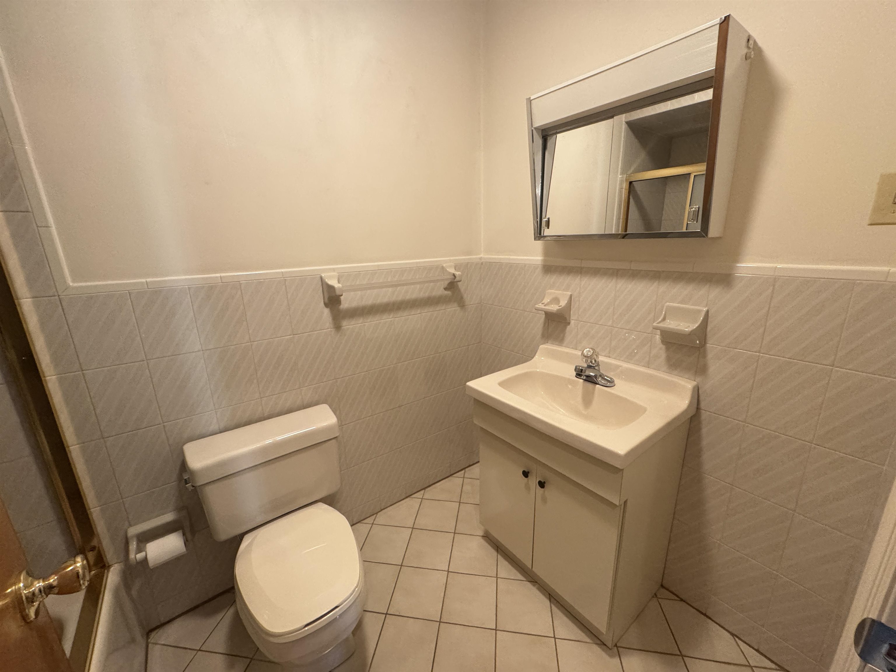 4414 LIBERTY AVE Unit: 1