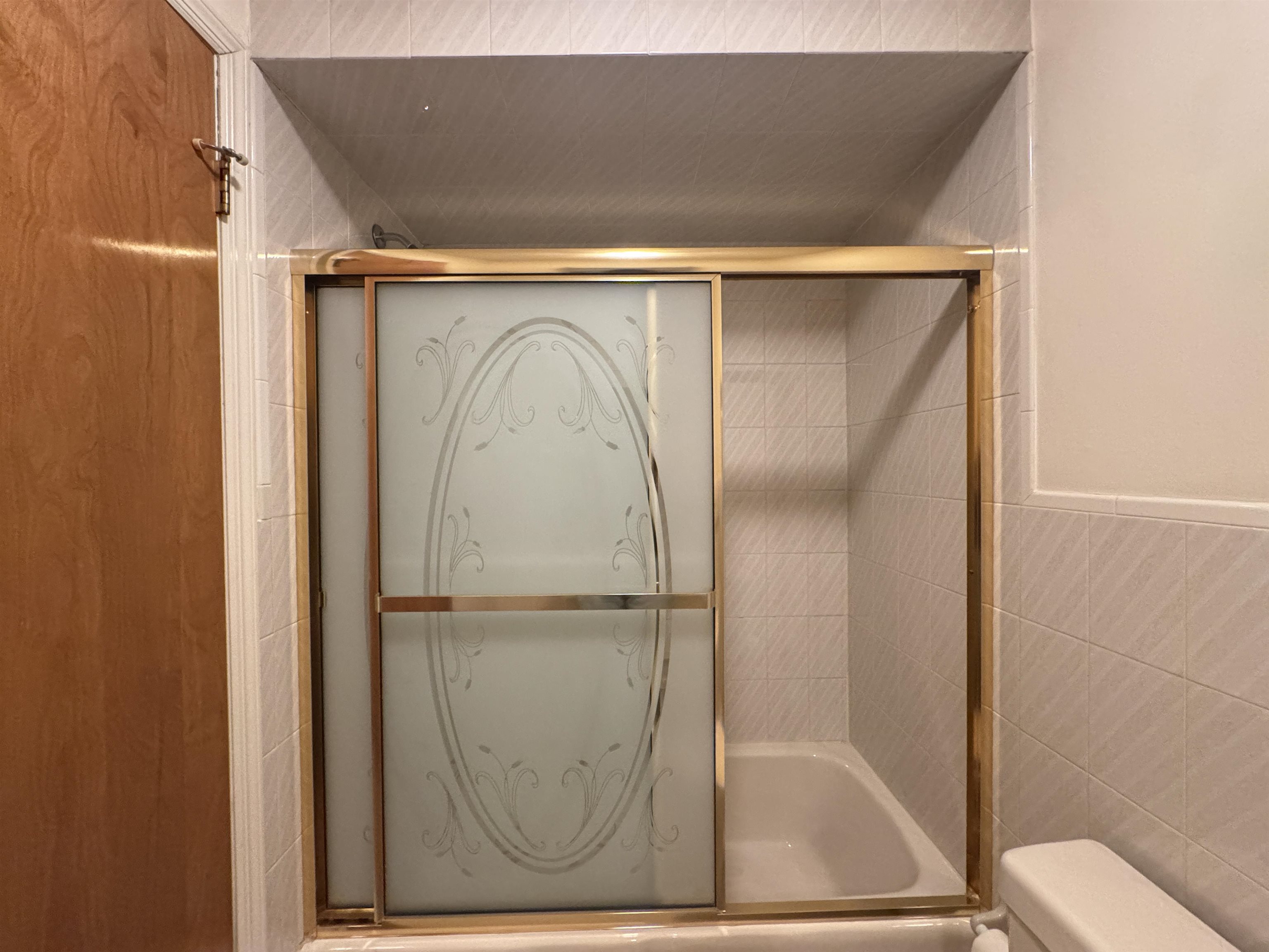 4414 LIBERTY AVE Unit: 1