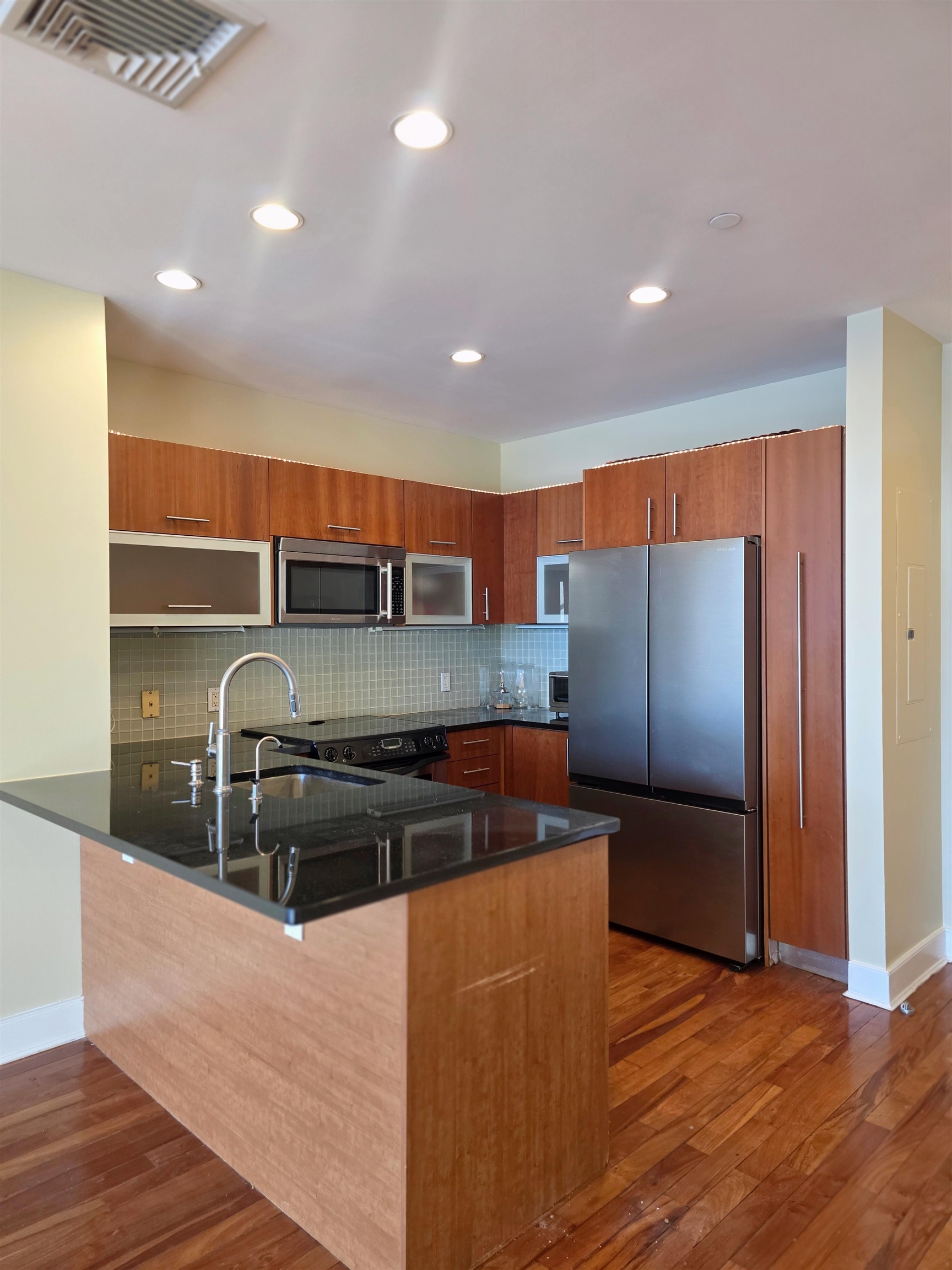 8125 RIVER RD Unit: 3C