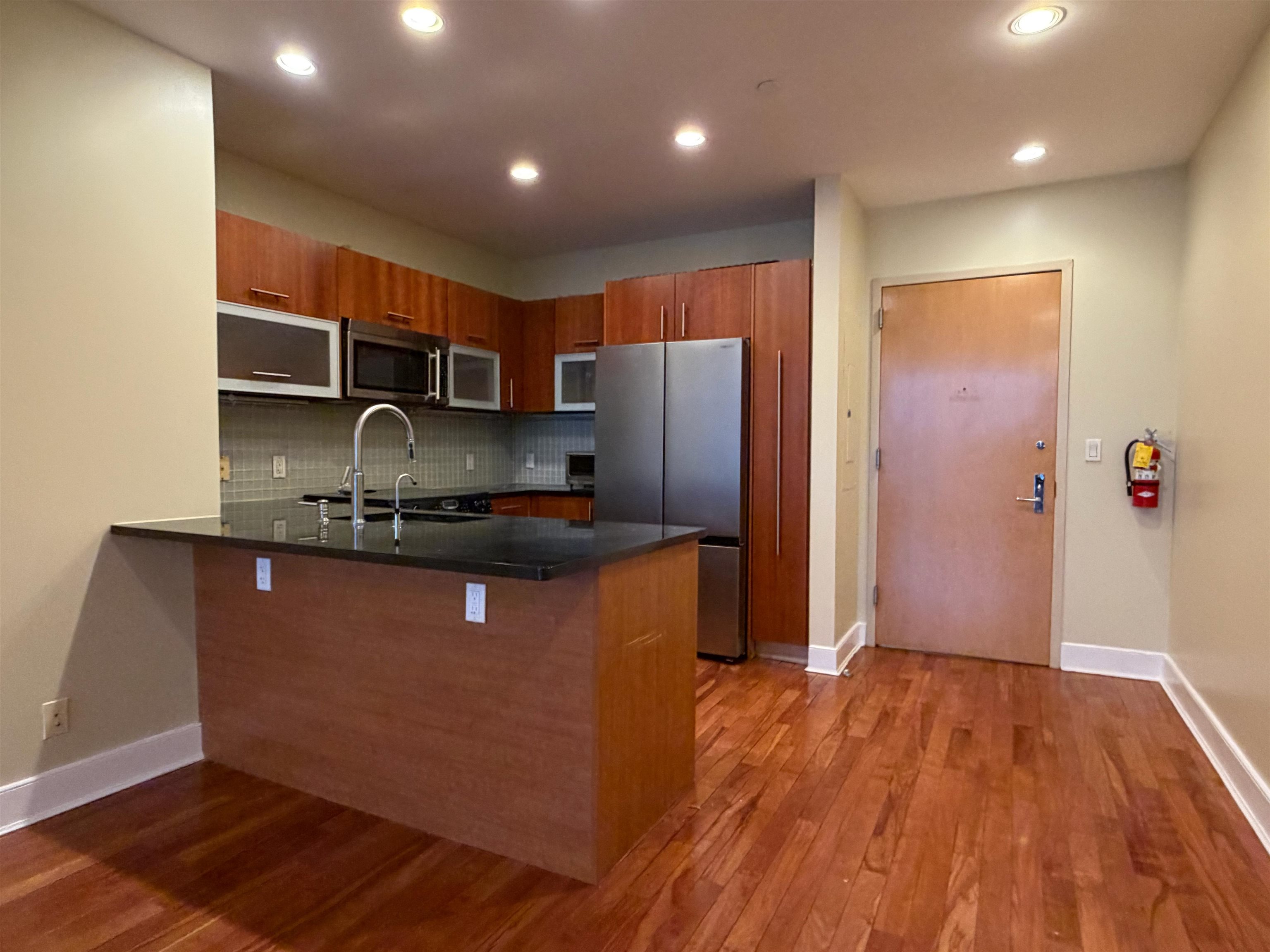 8125 RIVER RD Unit: 3C