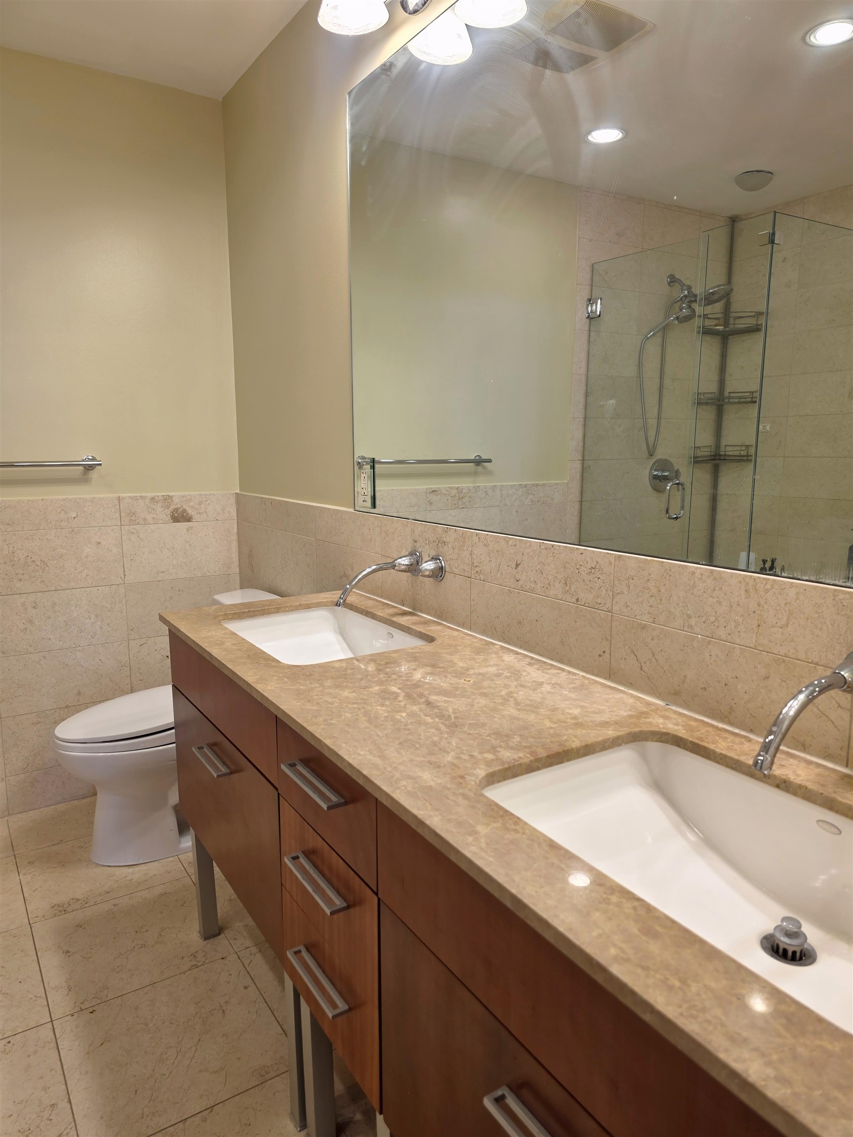 8125 RIVER RD Unit: 3C