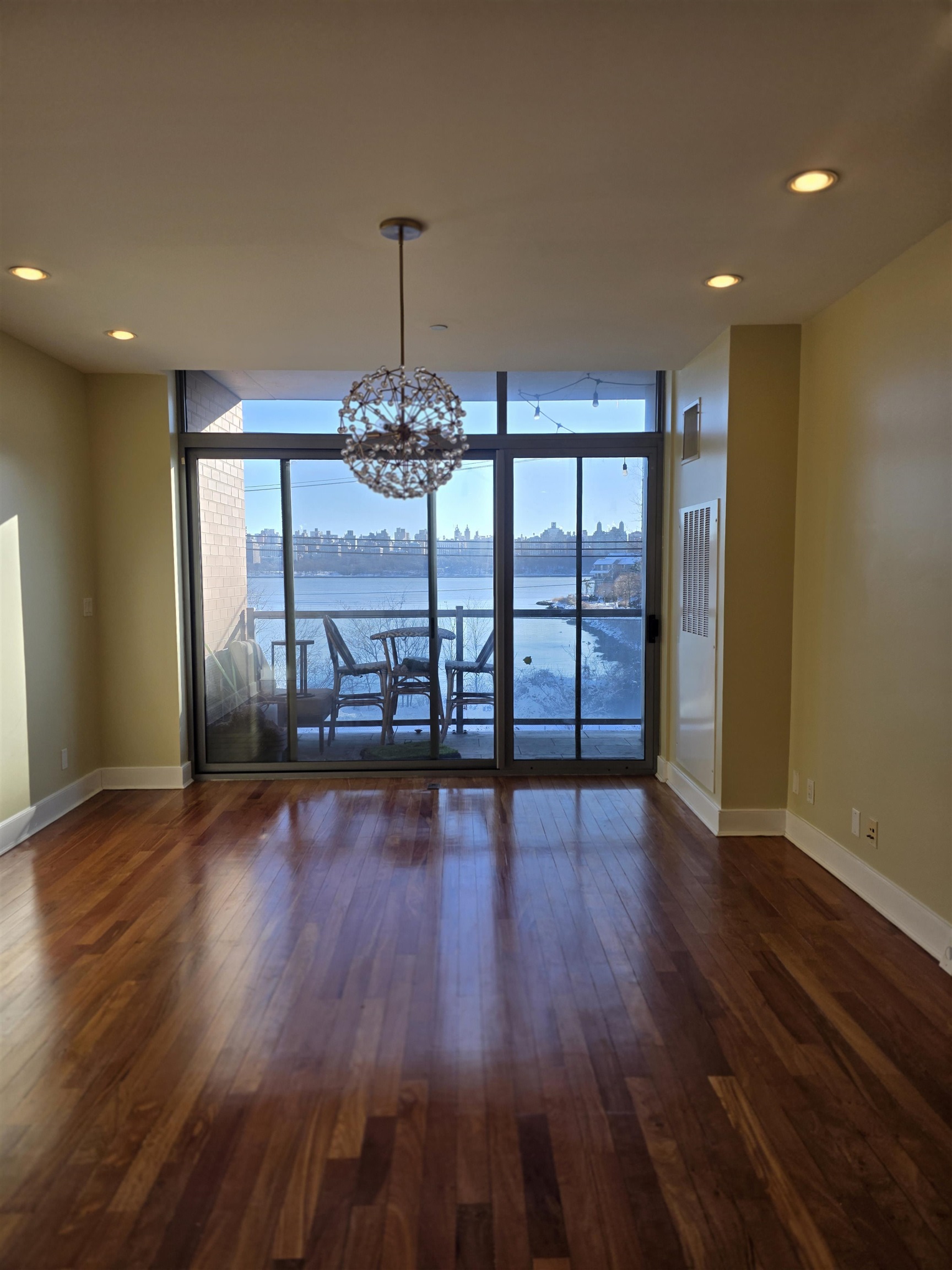 8125 RIVER RD Unit: 3C