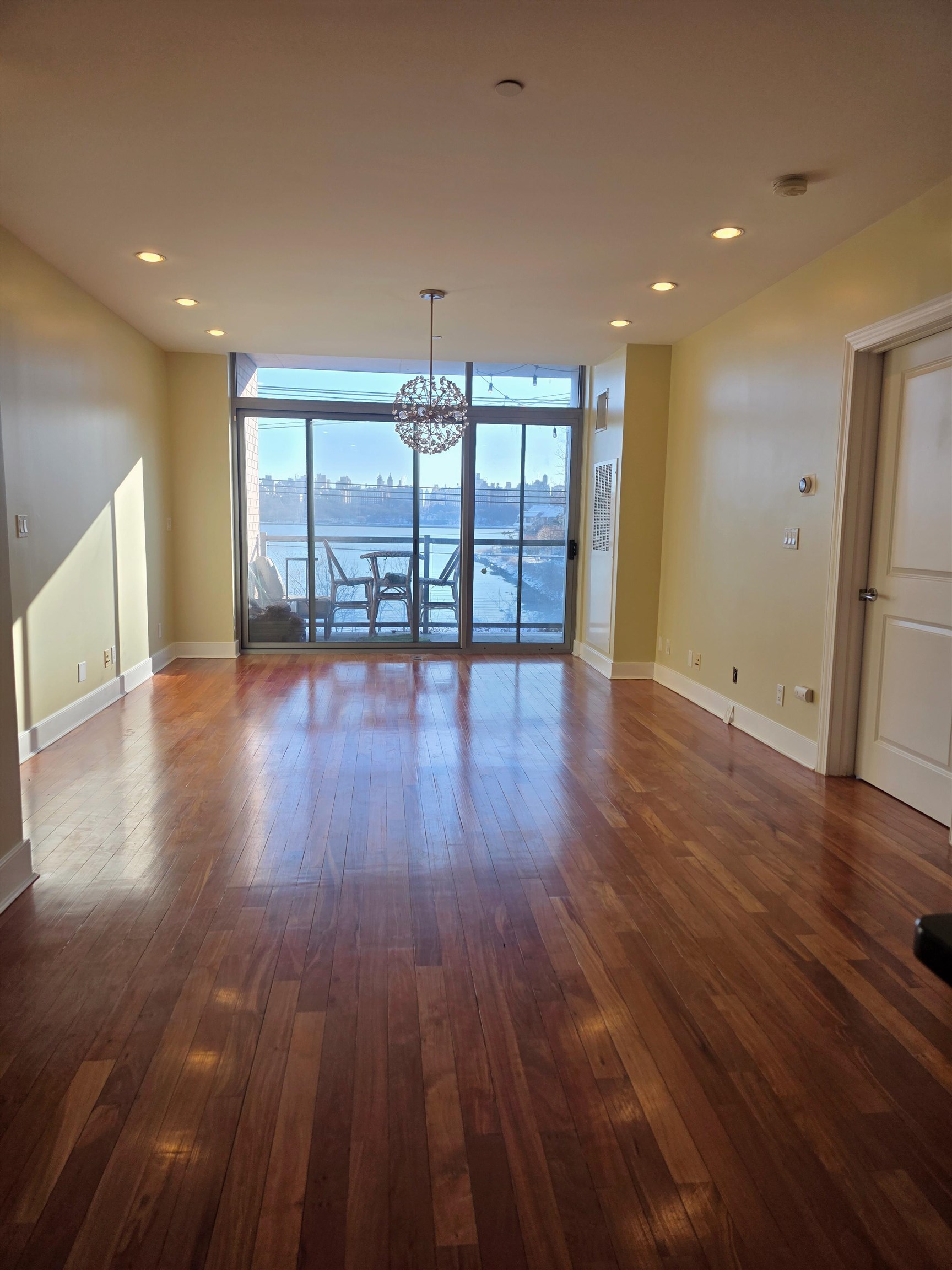 8125 RIVER RD Unit: 3C